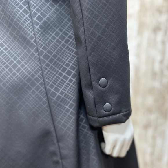 Betabrand San Francisco Phyllis Day Coat - Picture 8 of 11